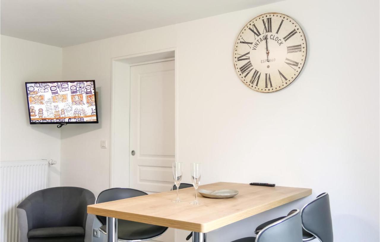 Gorgeous Apartment In Pirou With Kitchen المظهر الخارجي الصورة